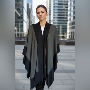 Dillard’s Black & Gray Colorblock Ruana Sweater Wrap – One Size